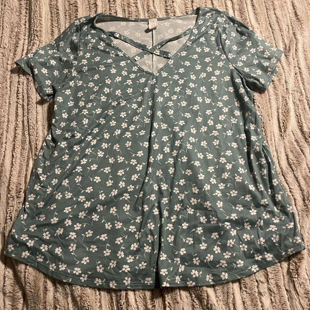 NWOT Sew in Love Floral Top